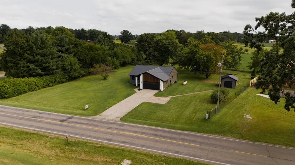 13805 Riverside Drive Constantine, MI 49042