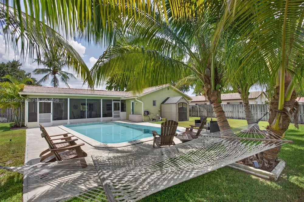 10320 NW 42nd Dr Coral Springs, FL 33065