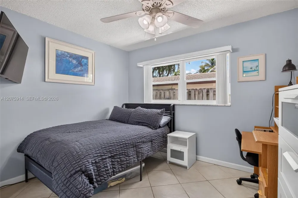 10320 NW 42nd Dr Coral Springs, FL 33065