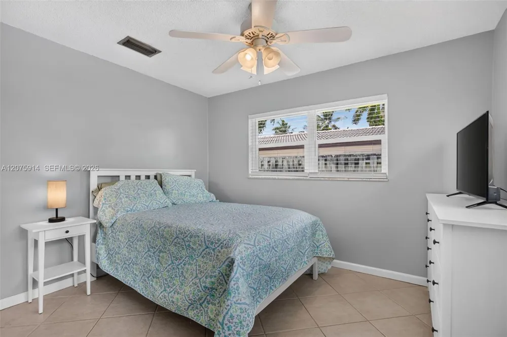 10320 NW 42nd Dr Coral Springs, FL 33065