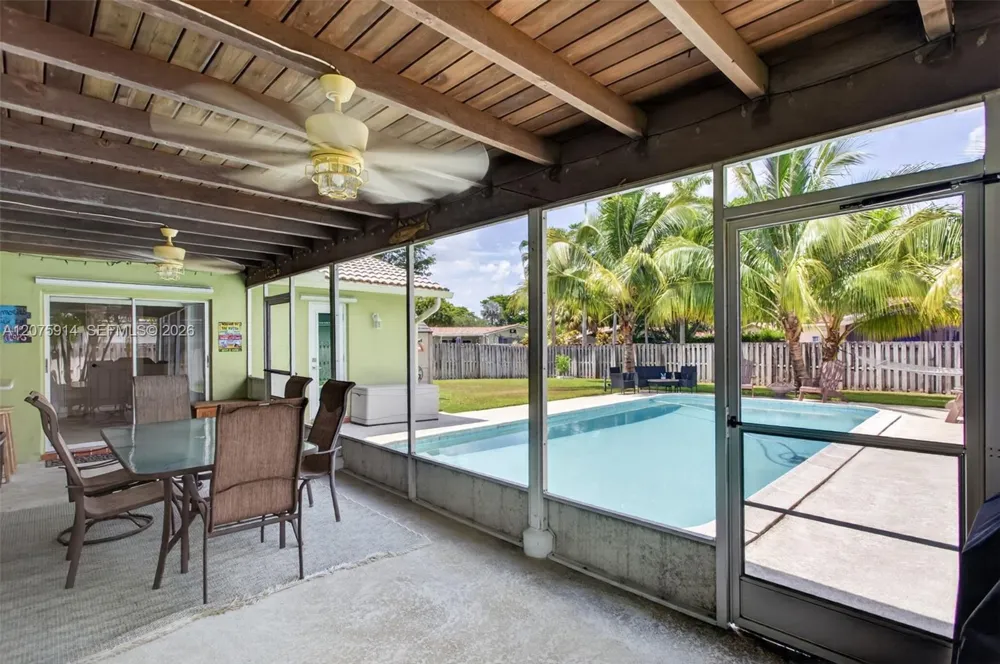 10320 NW 42nd Dr Coral Springs, FL 33065