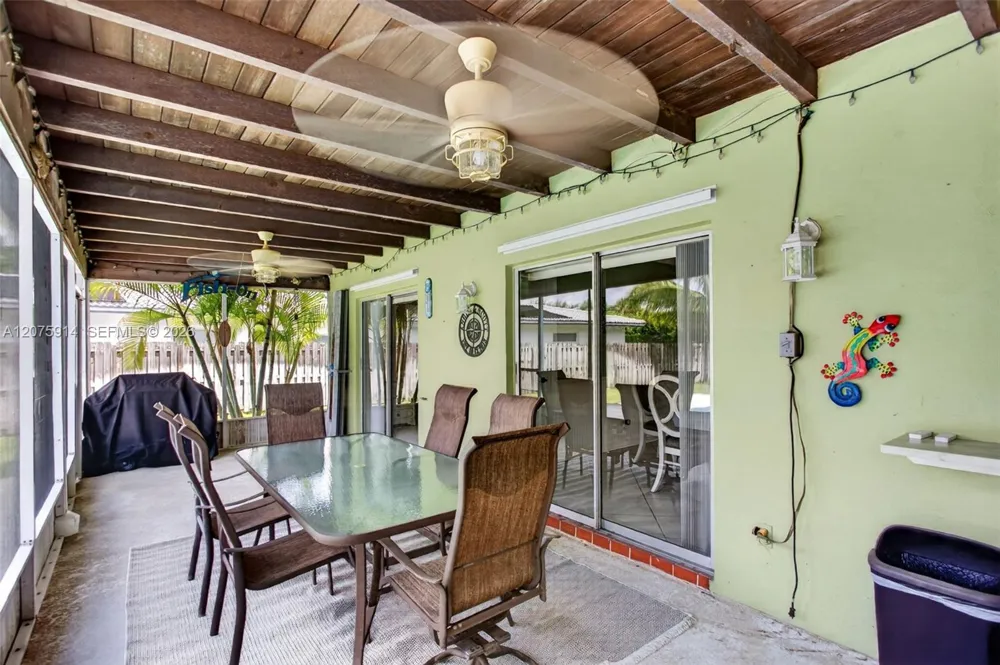 10320 NW 42nd Dr Coral Springs, FL 33065