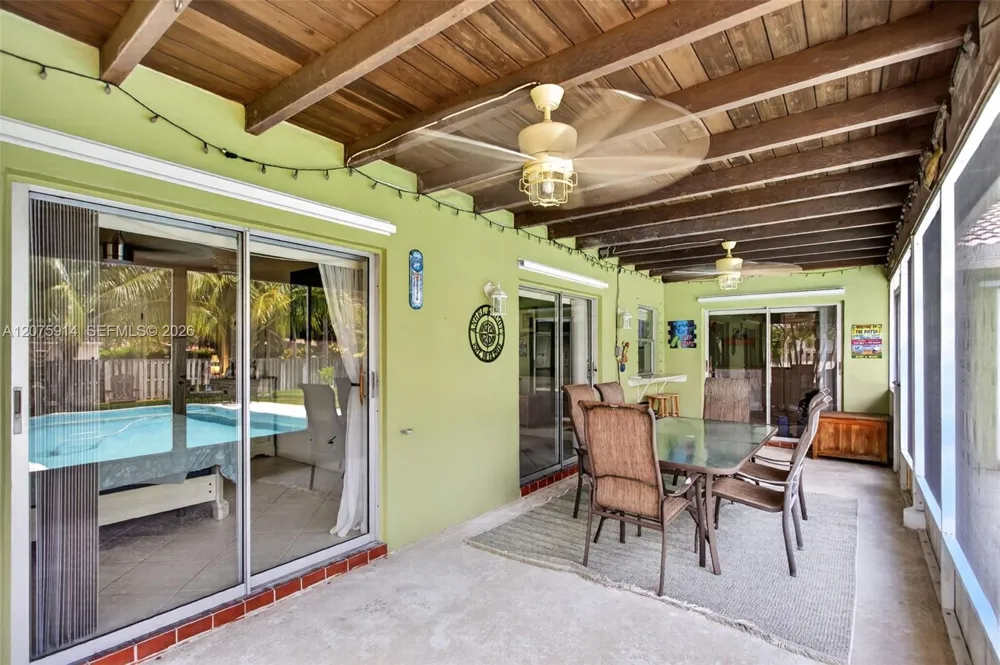 10320 NW 42nd Dr Coral Springs, FL 33065