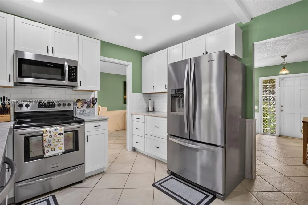10320 NW 42nd Dr Coral Springs, FL 33065