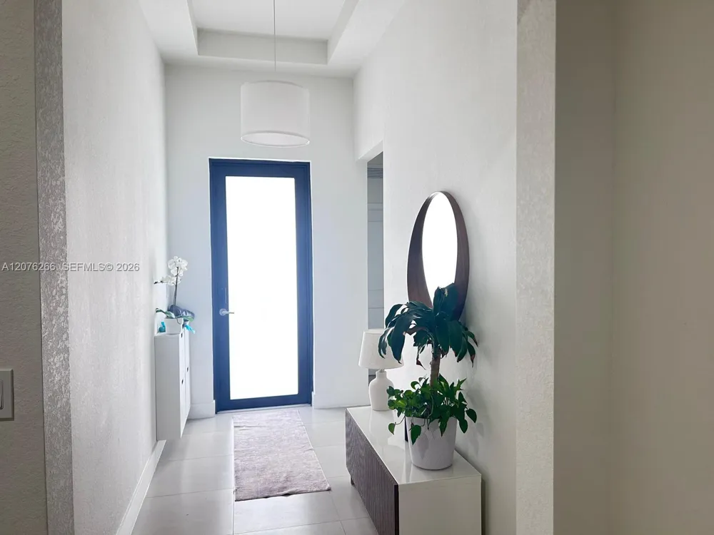 14435 SW 13th Ter Miami, FL 33184