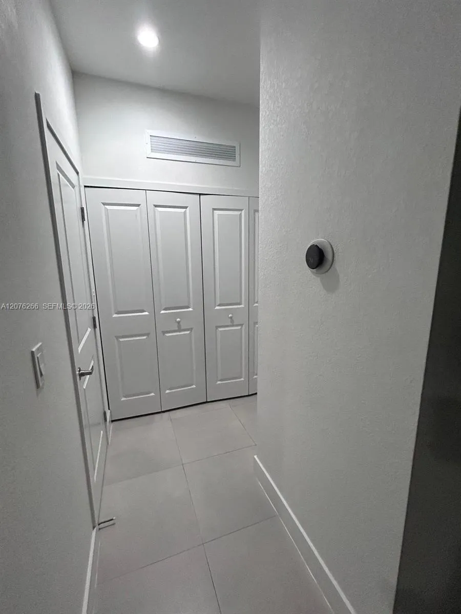 14435 SW 13th Ter Miami, FL 33184