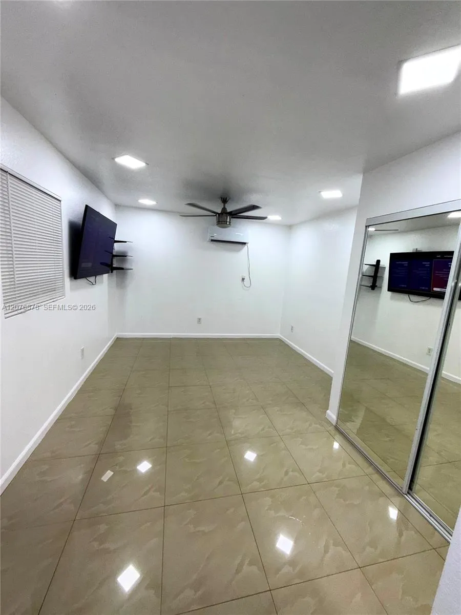14321 NW 16th Ct Miami, FL 33167