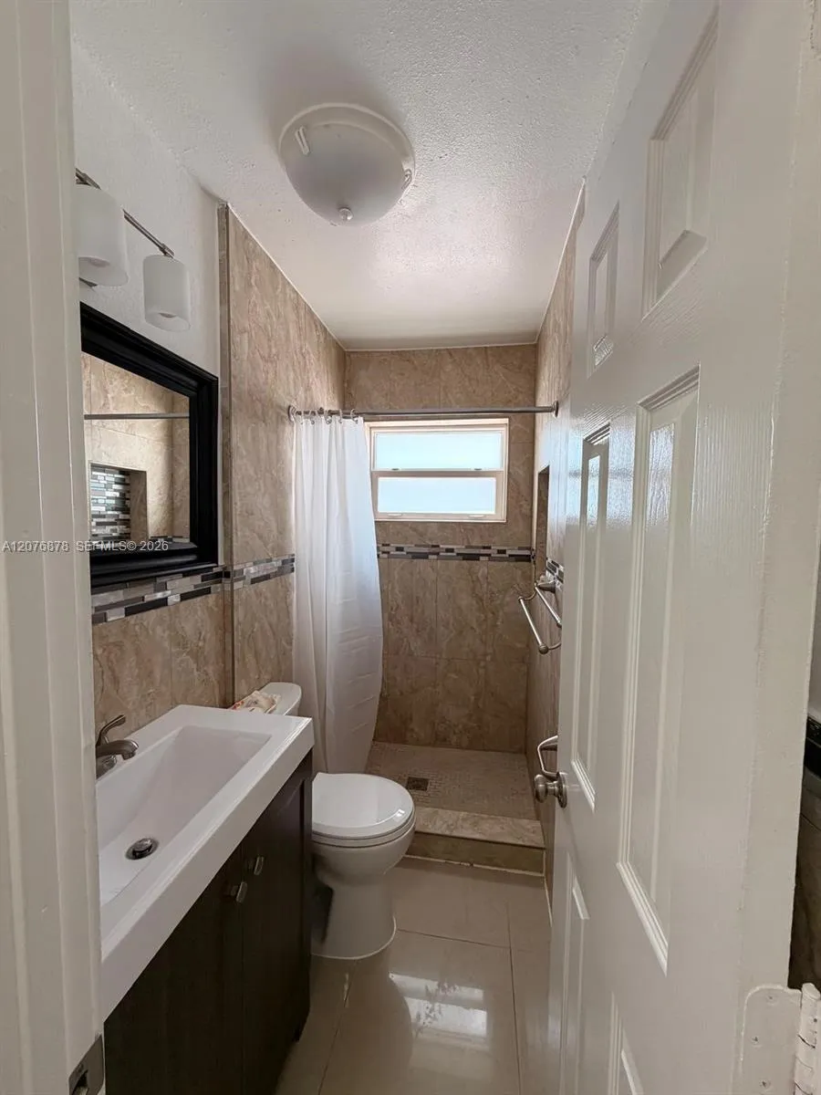 14321 NW 16th Ct Miami, FL 33167