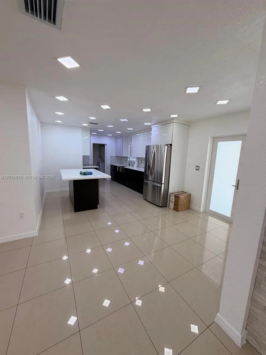 14321 NW 16th Ct Miami, FL 33167