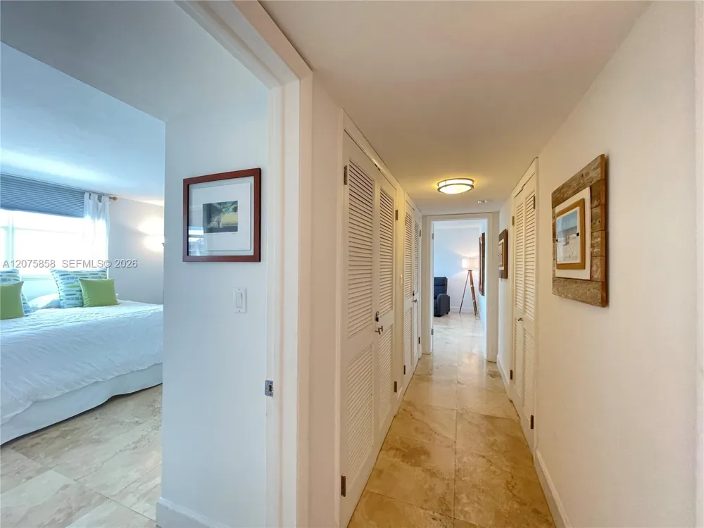 605 Ocean Dr #10L Key Biscayne, FL 33149