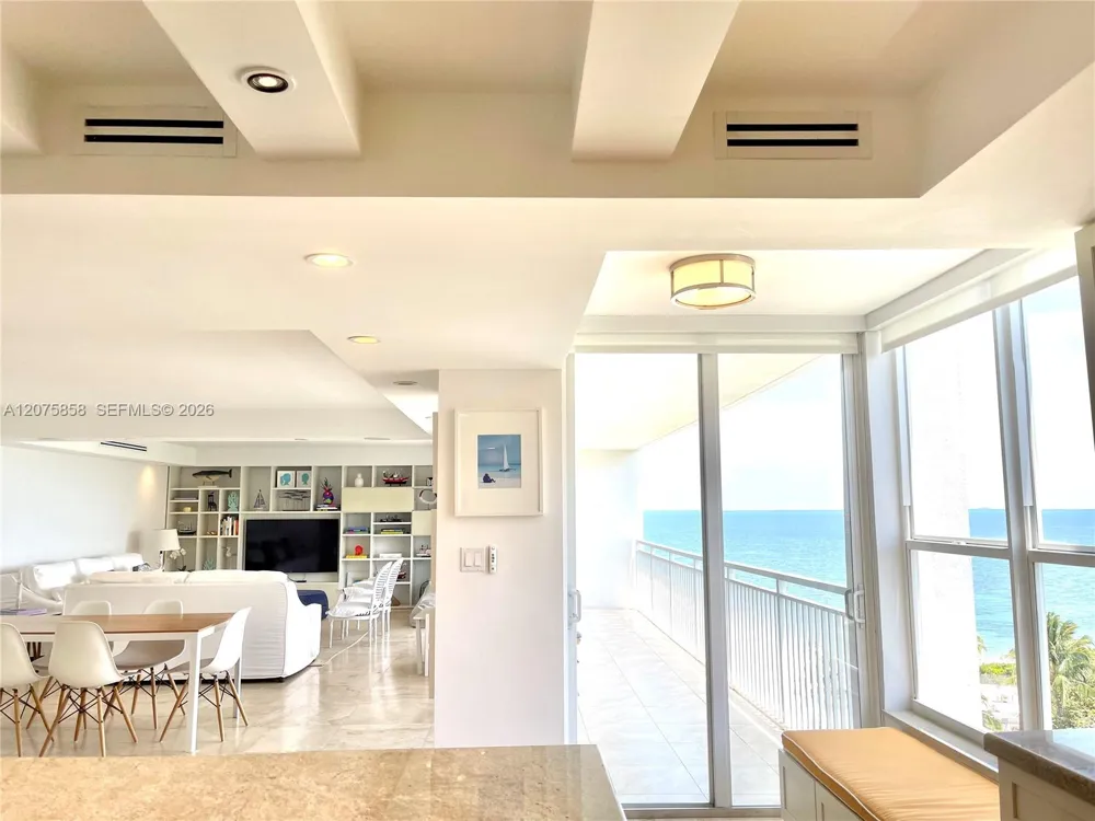 605 Ocean Dr #10L Key Biscayne, FL 33149