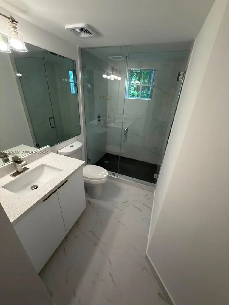 17145 Bay Rd #4202 Sunny Isles Beach, FL 33160
