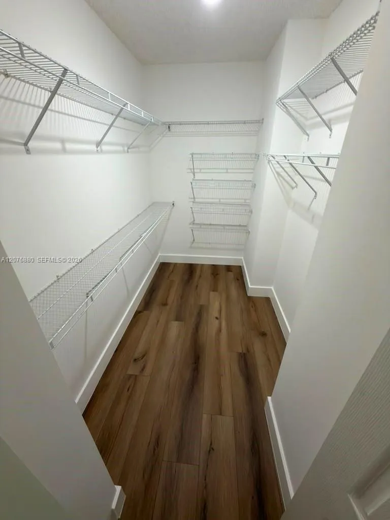 17145 Bay Rd #4202 Sunny Isles Beach, FL 33160