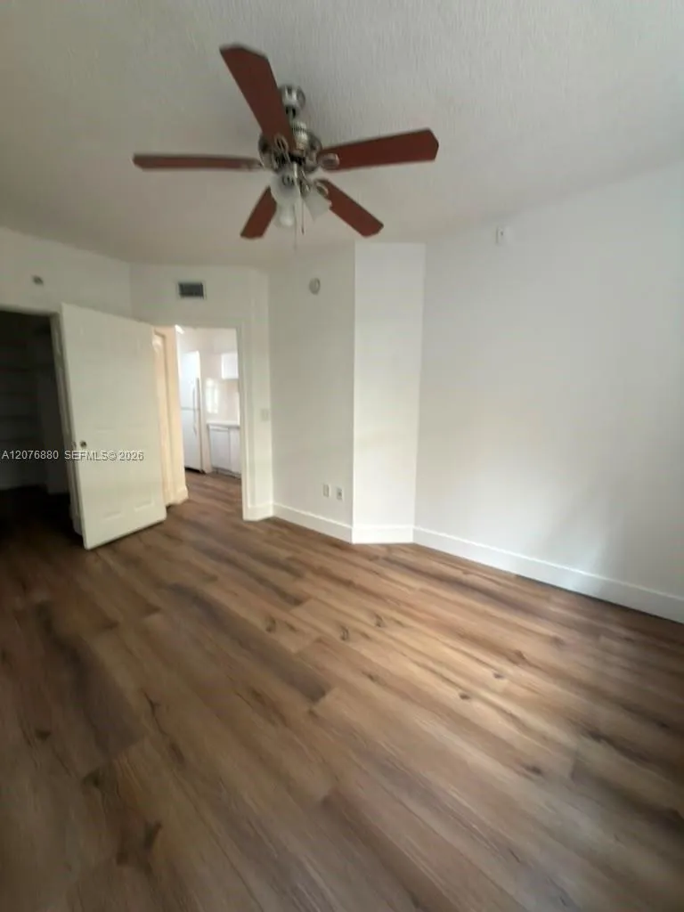 17145 Bay Rd #4202 Sunny Isles Beach, FL 33160