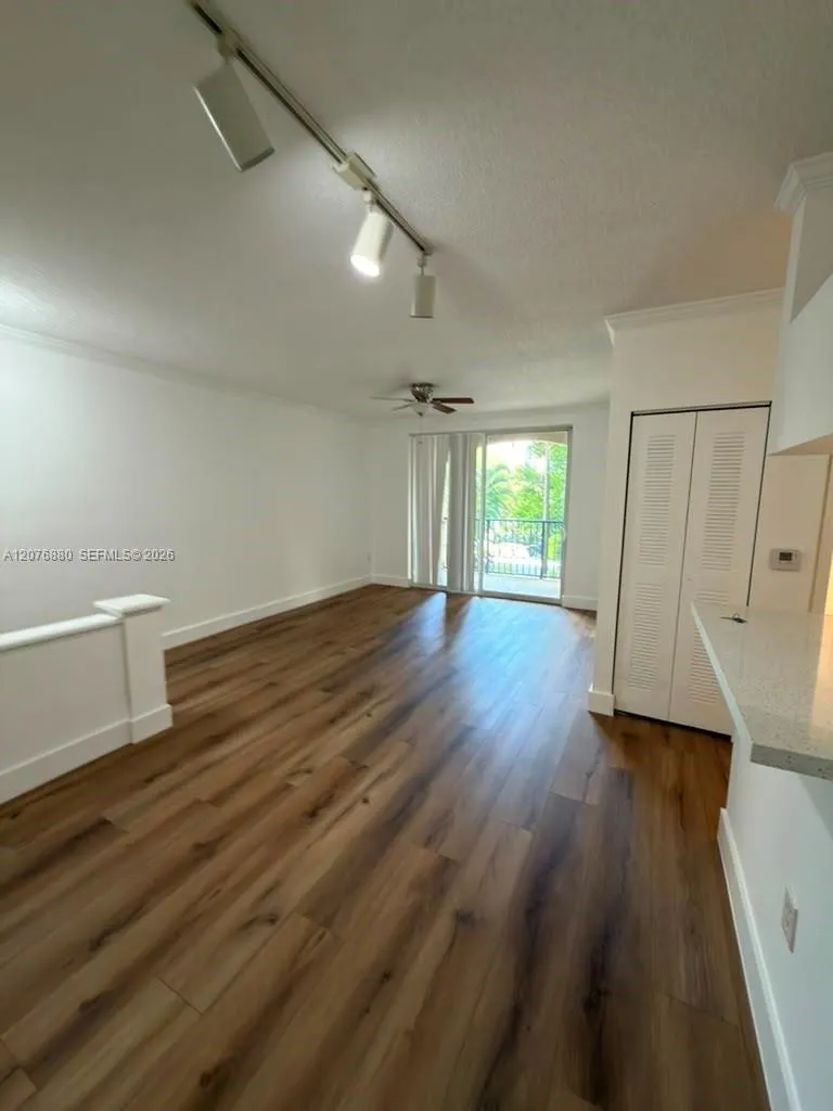 17145 Bay Rd #4202 Sunny Isles Beach, FL 33160