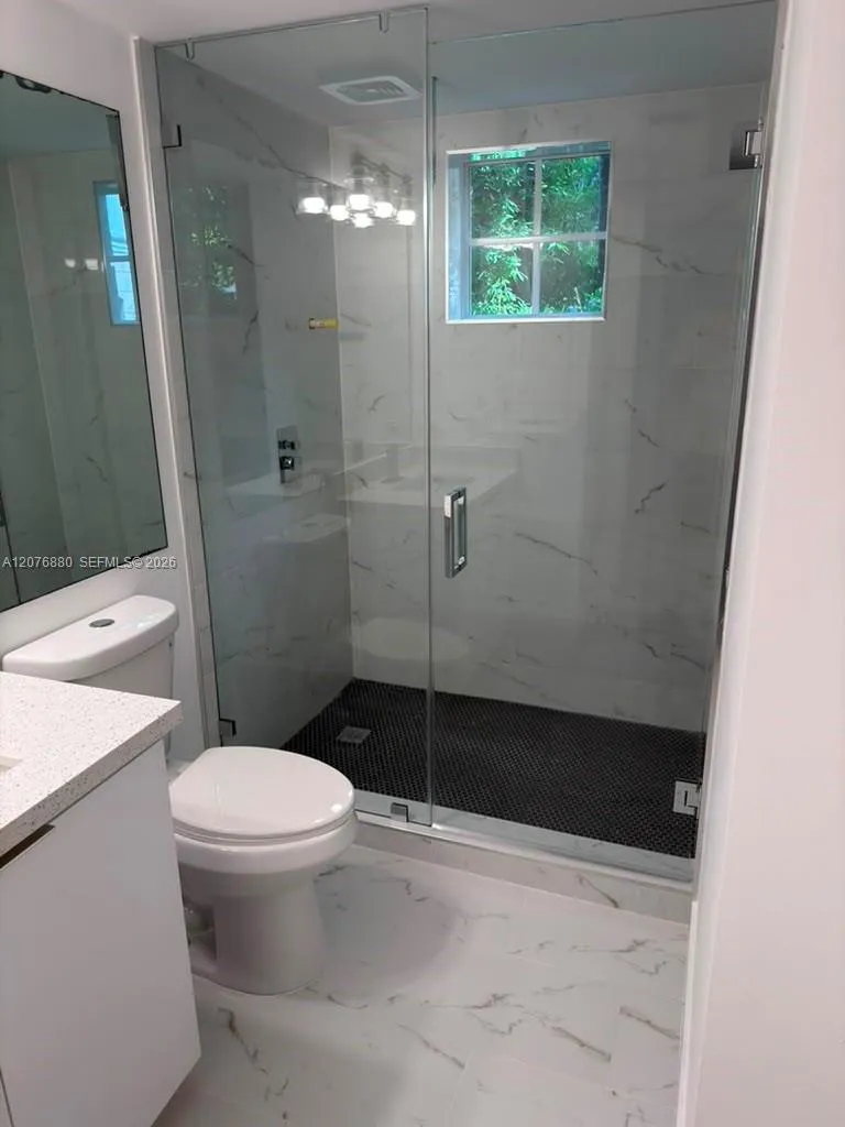 17145 Bay Rd #4202 Sunny Isles Beach, FL 33160