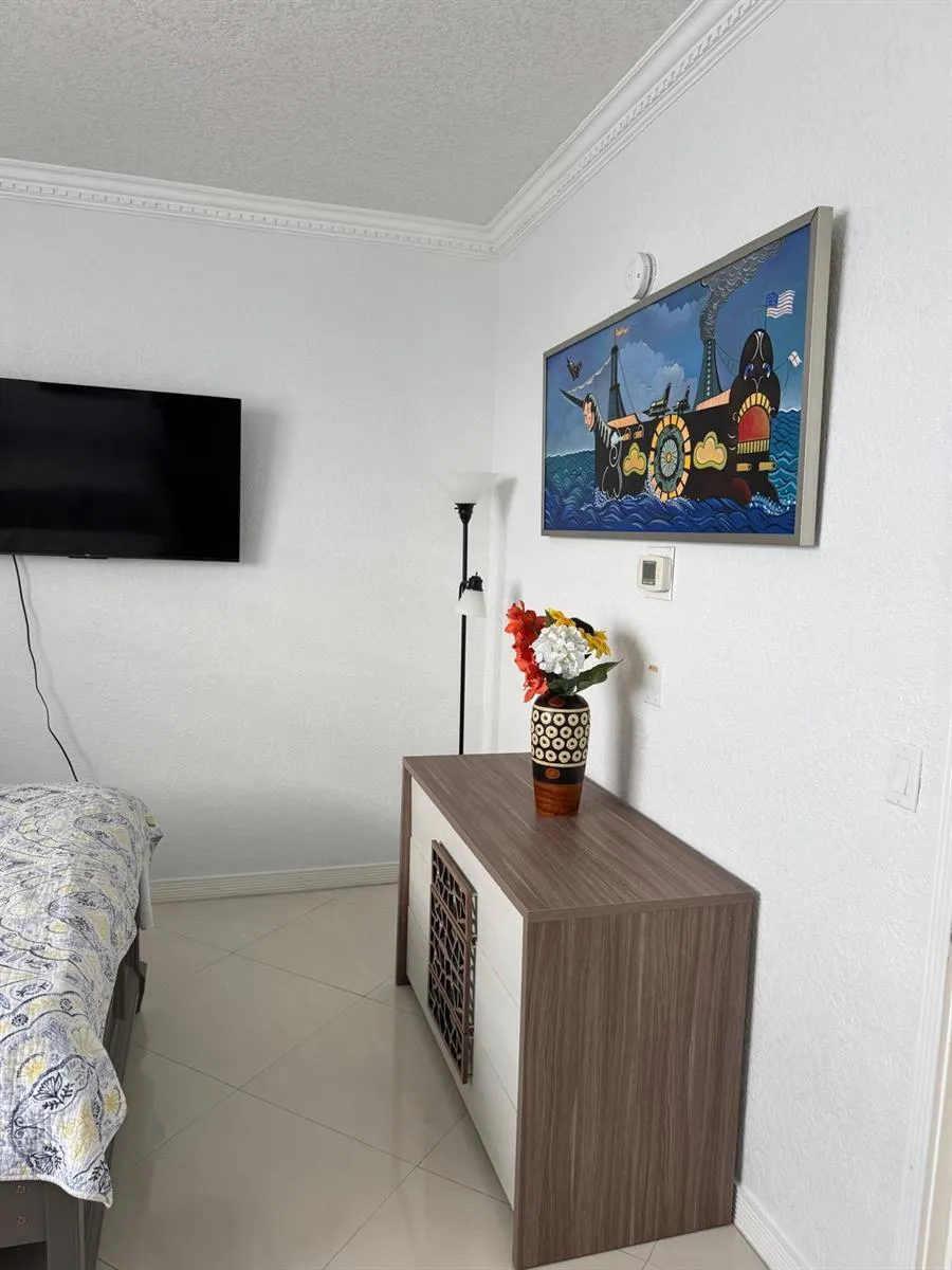 3901 S OCEAN DRIVE #16P Hollywood, FL 33019