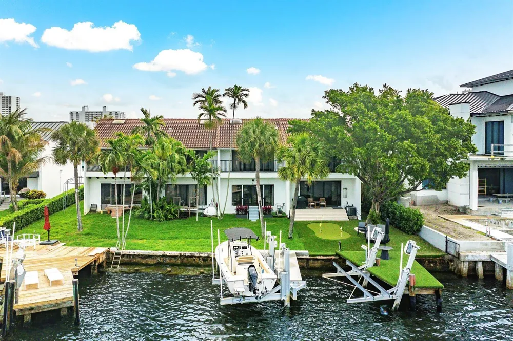 605 NE 19th Avenue Deerfield Beach, FL 33441
