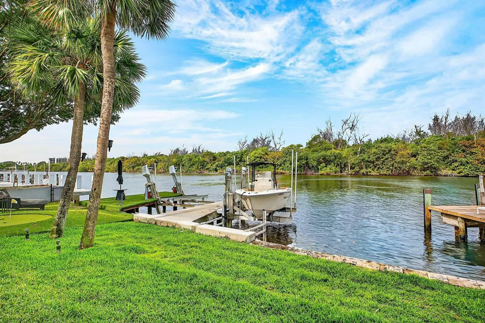 605 NE 19th Avenue Deerfield Beach, FL 33441
