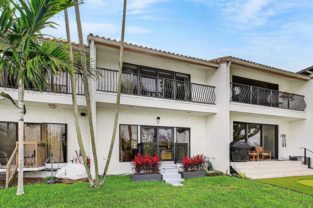 605 NE 19th Avenue Deerfield Beach, FL 33441
