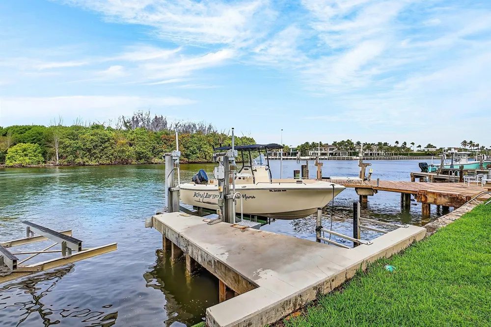 605 NE 19th Avenue Deerfield Beach, FL 33441