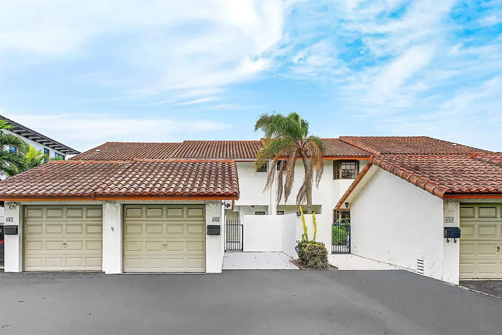 605 NE 19th Avenue Deerfield Beach, FL 33441