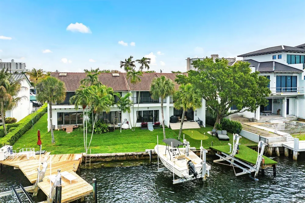 605 NE 19th Avenue Deerfield Beach, FL 33441