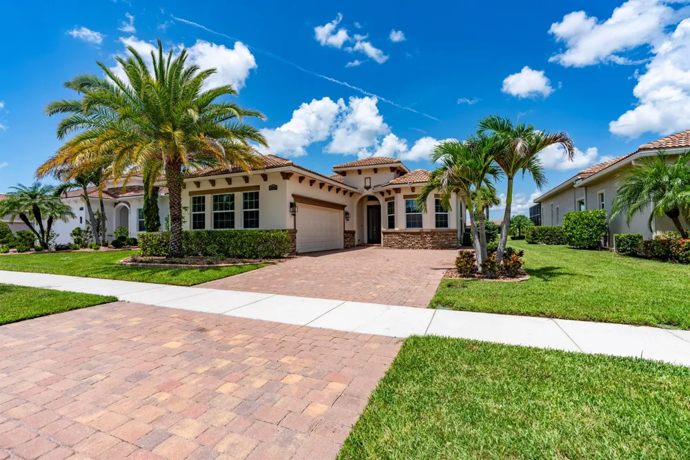 18026 SW Cosenza Way Port St. Lucie, FL 34986