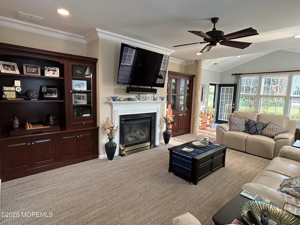4 Mayflower Court Allentown, NJ 08501
