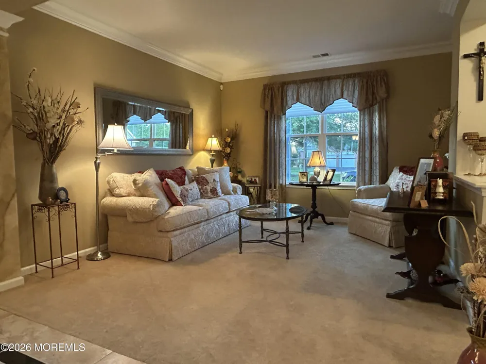 4 Mayflower Court Allentown, NJ 08501