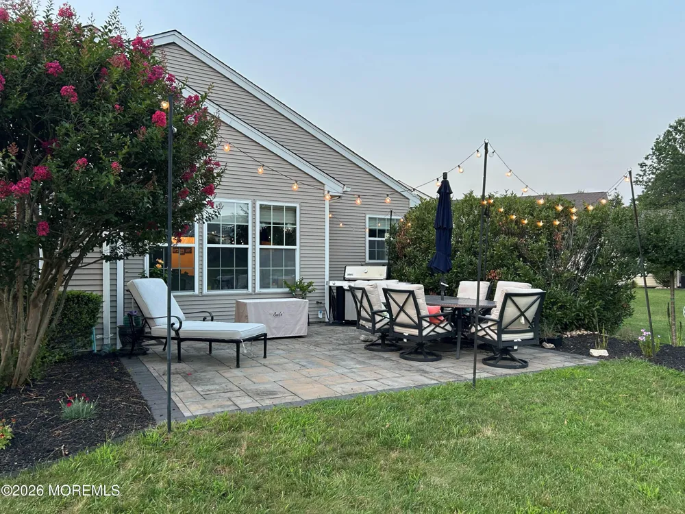 4 Mayflower Court Allentown, NJ 08501
