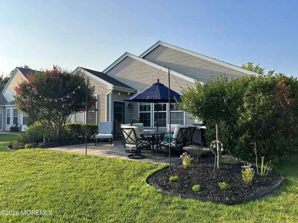 4 Mayflower Court Allentown, NJ 08501