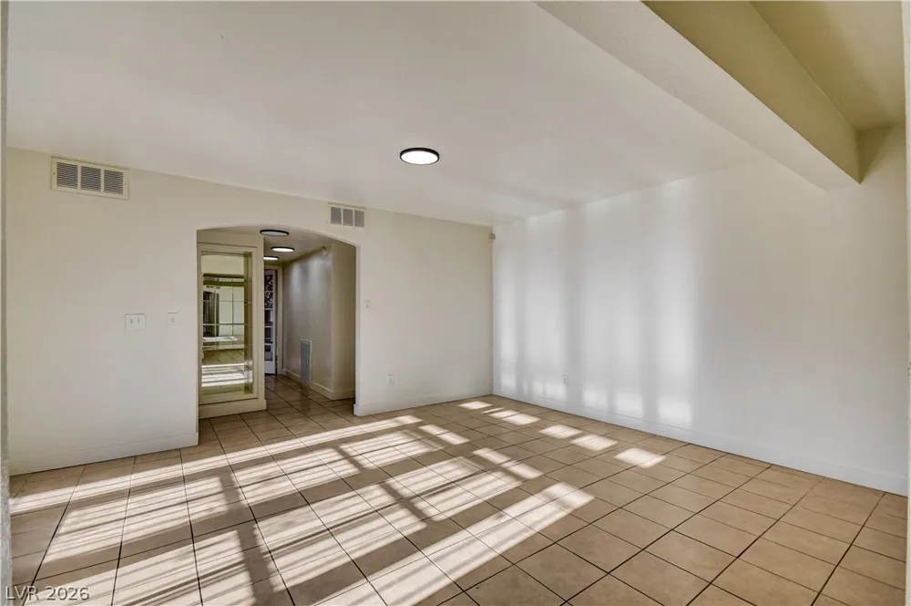 1405 Vegas Valley Drive #229 Las Vegas, NV 89169