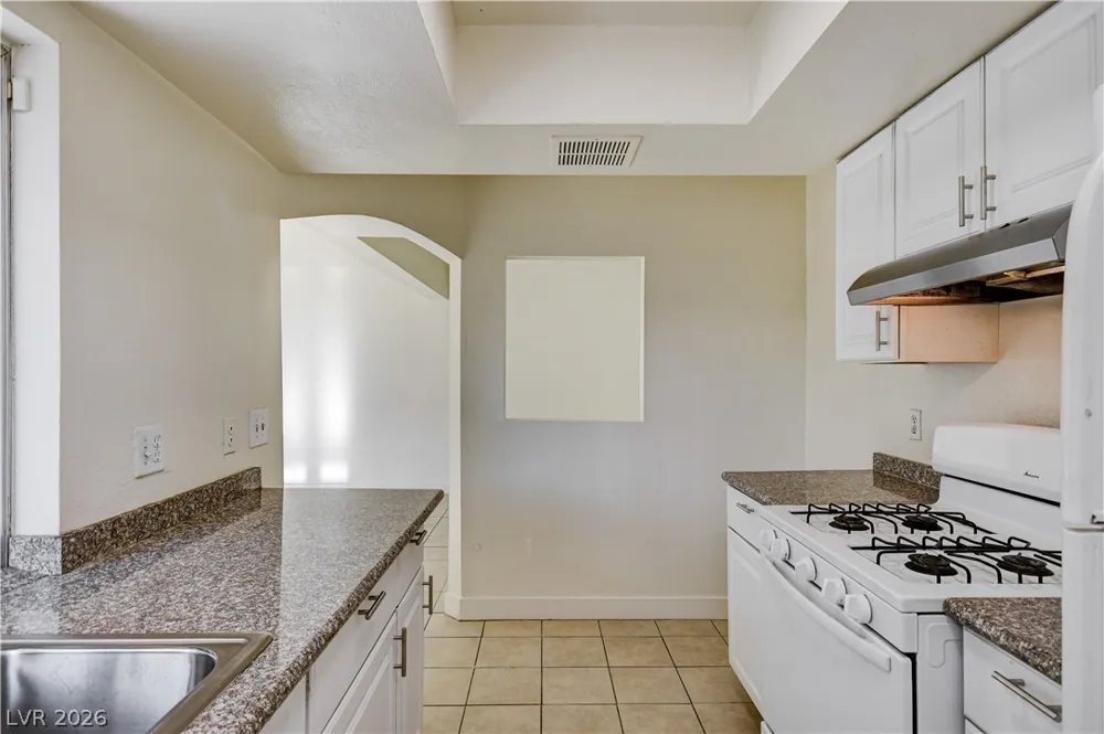 1405 Vegas Valley Drive #229 Las Vegas, NV 89169