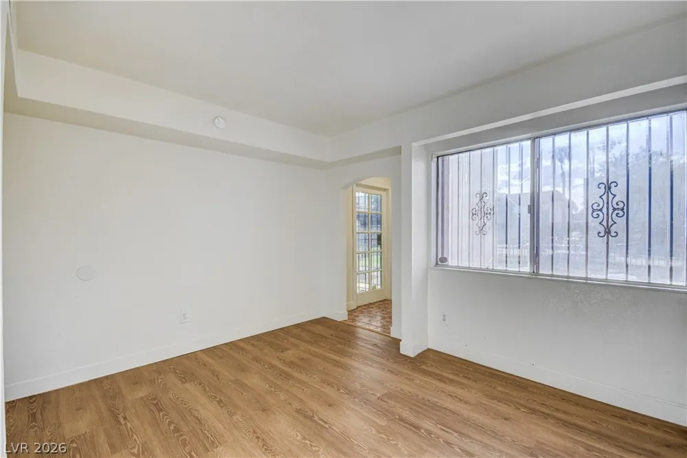 1405 Vegas Valley Drive #229 Las Vegas, NV 89169