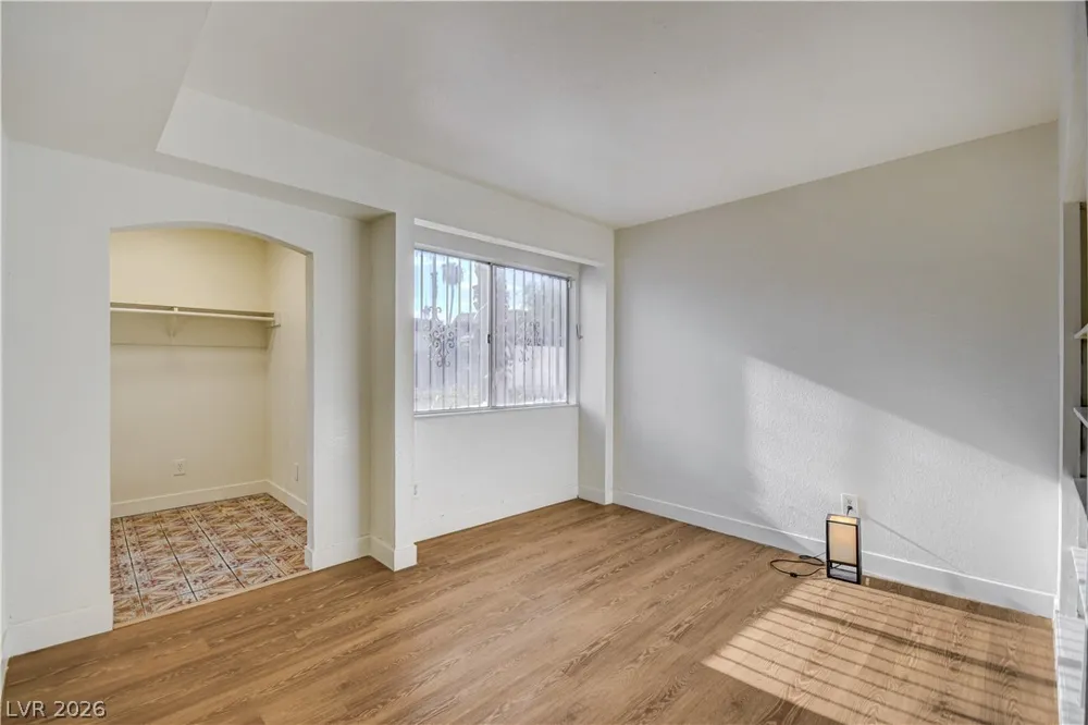 1405 Vegas Valley Drive #229 Las Vegas, NV 89169
