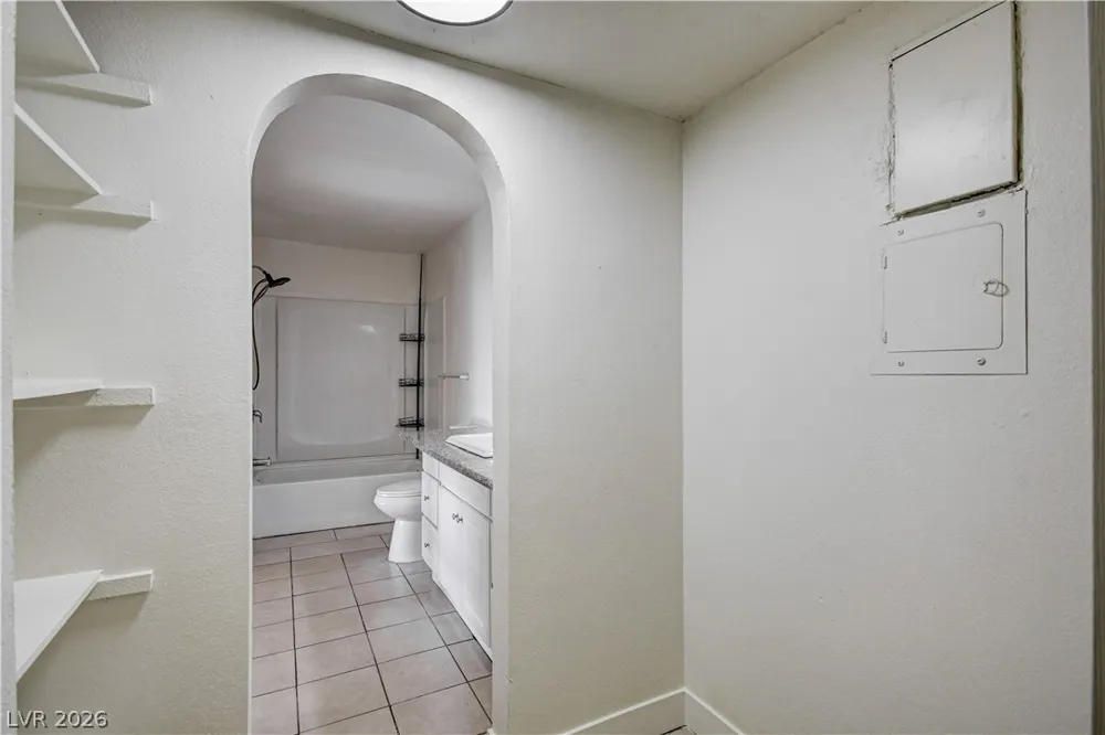 1405 Vegas Valley Drive #229 Las Vegas, NV 89169