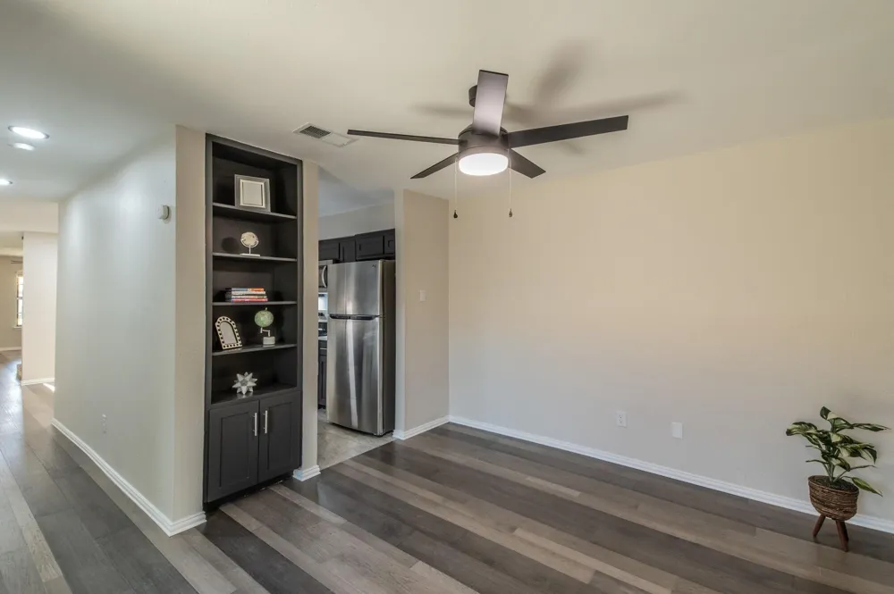 4450 Wind River Lane Garland, TX 75042