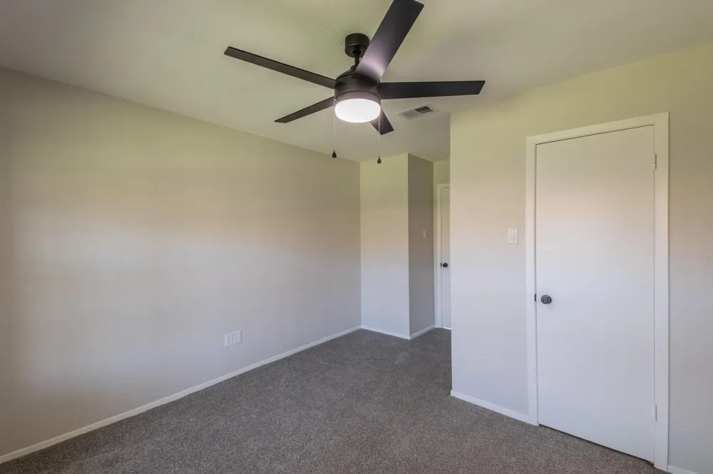 4450 Wind River Lane Garland, TX 75042