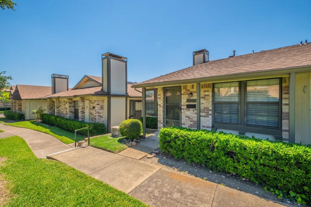 4450 Wind River Lane Garland, TX 75042