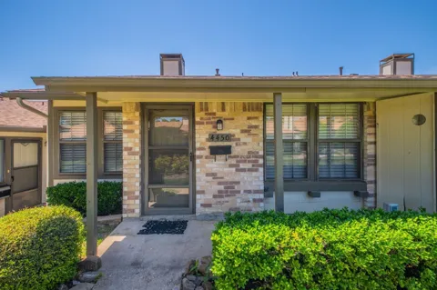 4450 Wind River Lane