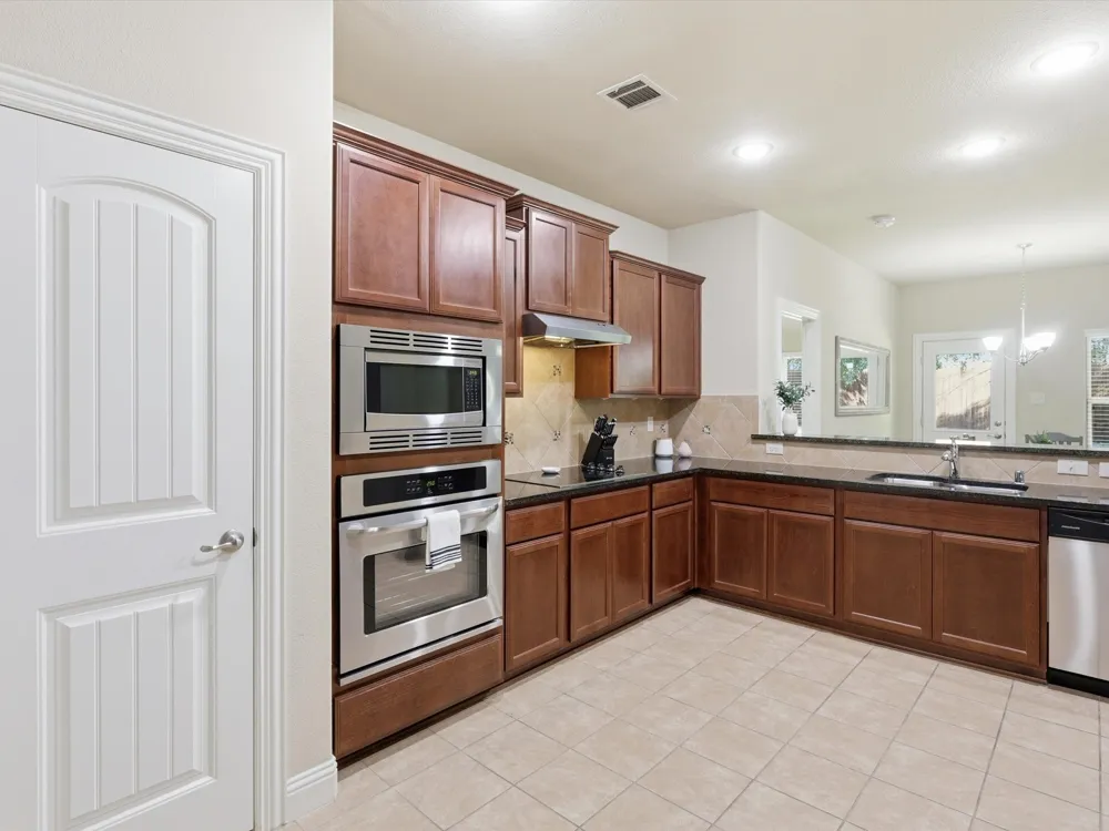 609 Racine Drive Oak Point, TX 75068
