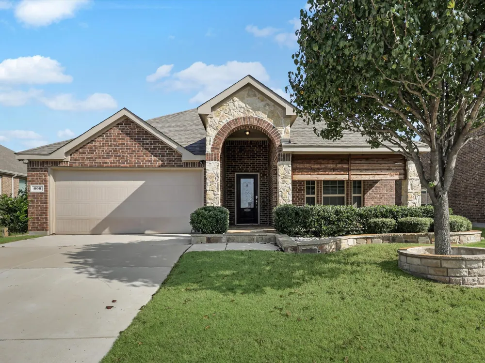 609 Racine Drive Oak Point, TX 75068