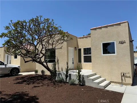 8955 San Luis