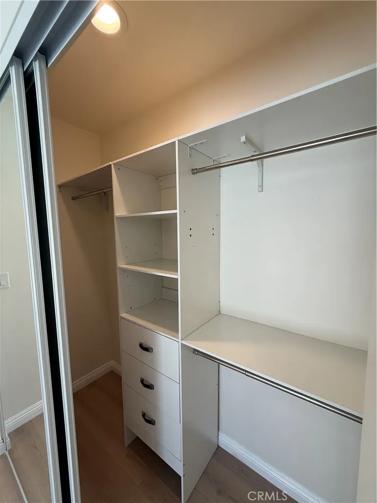 8955 San Luis South Gate, CA 90280