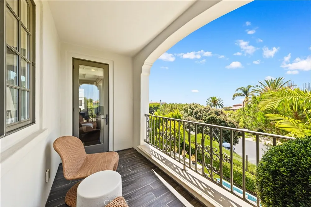 60 Sidney Bay Newport Coast, CA 92657