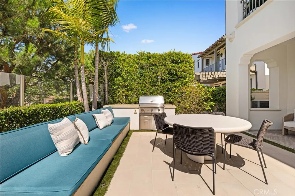 60 Sidney Bay Newport Coast, CA 92657