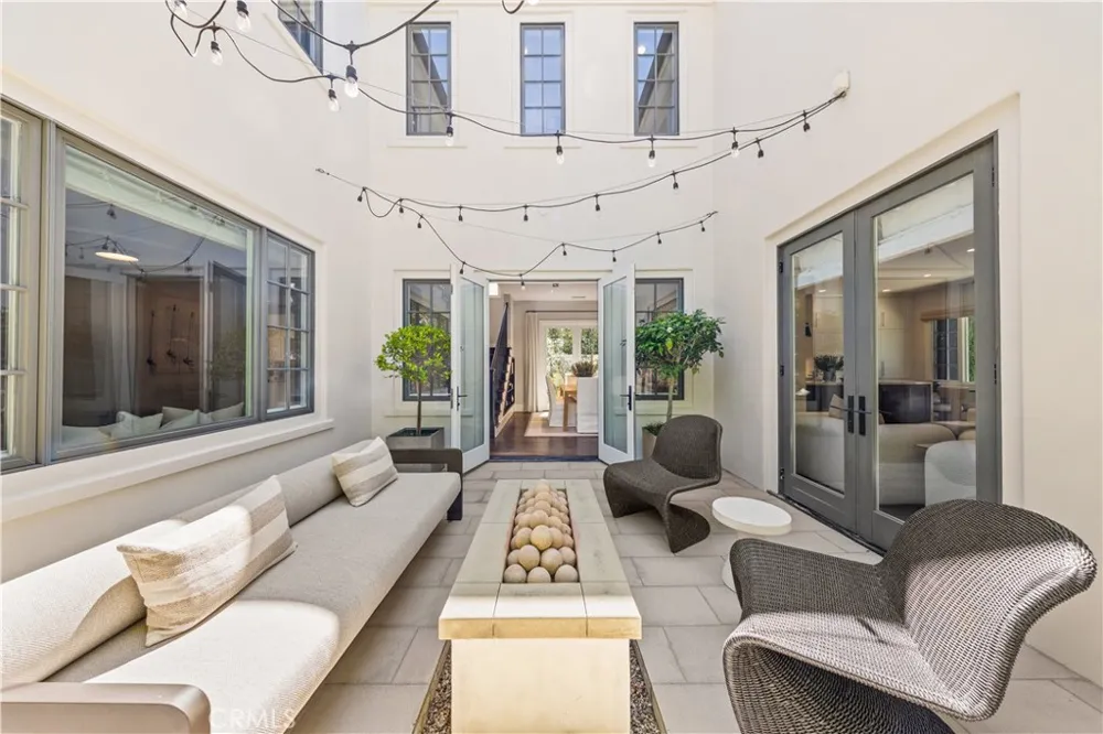 60 Sidney Bay Newport Coast, CA 92657