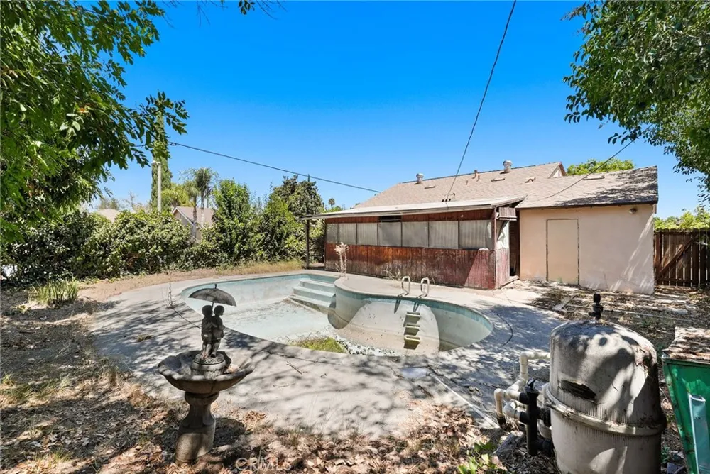 6009 Texhoma Avenue Encino, CA 91316