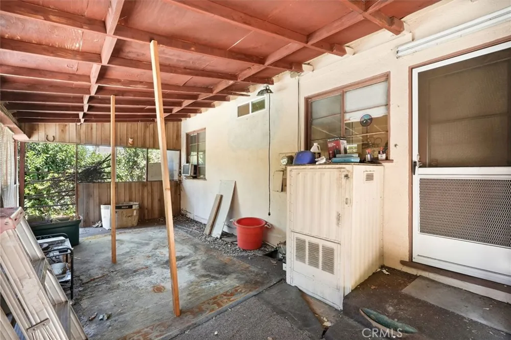 6009 Texhoma Avenue Encino, CA 91316